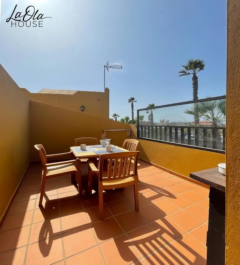 La Ola House Precioso apartamento con piscina Corralejo